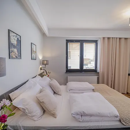 Apartament W Cieplicach Prime Jelenia Góra Exterior foto